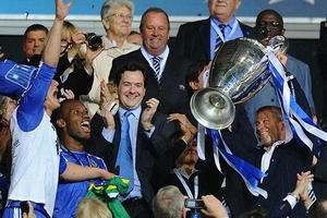 Chelsea lãi 1,4 triệu bảng: Lần đầu cho Abra