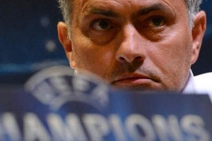 Mourinho xác nhận Ronaldo sẽ là tiền đạo chủ lực của Real