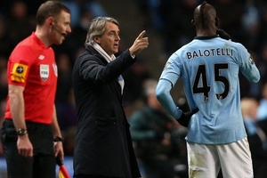 Vô kỉ luật ở Man City, Balotelli sắp bật bãi khỏi Etihad