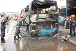 Lạm dụng phụ gia xăng dầu làm tăng nguy cơ cháy xe