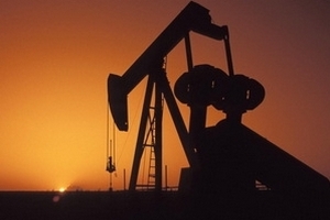 Nỗi lo về nhu cầu tiêu thụ "đè" thị trường dầu mỏ