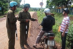 “Liều thuốc” nào để công an xã bớt... lạm quyền?
