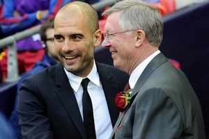 Sir Alex trách Pep nóng vội rời Barca