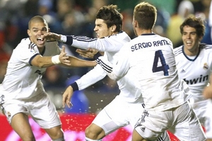 Real Madrid: "Chết hụt thì sống dai"?