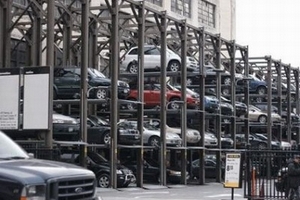 Hà Nội yêu cầu lập lại dự án dựng dàn thép đỗ xe