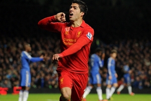 Luis Suarez làm nản lòng Man City