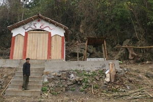 Chuyện ngôi miếu lạ ở Lạng Sơn và phong tục vẽ người thành quỷ