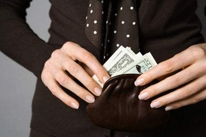 Bi hài chuyện nàng dâu 9X trộm tiền của mẹ chồng