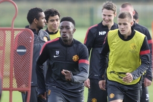 Sir Alex hứa để Welbeck đá trung phong