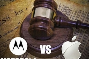 Apple, Motorola mời trung gian dàn xếp tranh chấp