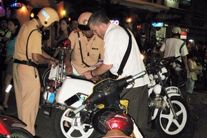 Không chạy xe, vẫn bị phạt