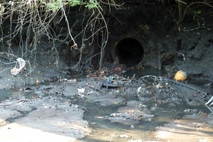 Gây ô nhiễm nghiêm trọng cho khu dân cư