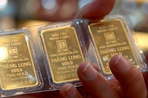 Loại tay chơi lớn khỏi thị trường vàng