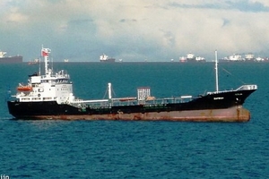 Đưa 9 thuyền viên nước ngoài bị cướp biển về bờ