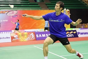 Tiến Minh chật vật vượt qua Hsu Jen Hao