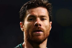 Xabi Alonso thừa nhận mình không phải là bạn của Ronaldo