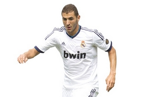 Ronaldo im lặng, đã có Benzema lên tiếng