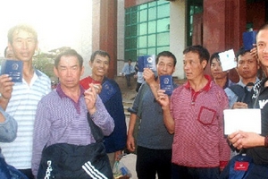 Không cấp thị thực 111 hộ chiếu của khách Trung Quốc