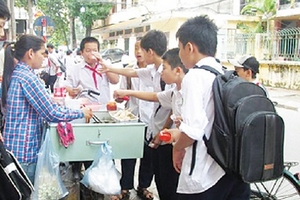 Sự thật về "thịt hổ khô" làm mê mẩn học sinh Hà Nội