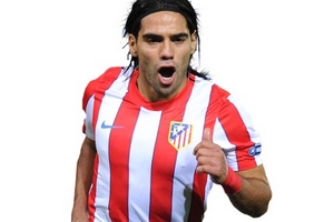 Chelsea: Hãy "vứt" Torres, mua gấp Falcao!