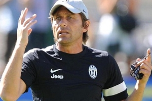 02h45 ngày 2/12, Juventus - Torino: Ngày Conte đối đầu Ventura…