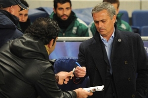Real Madrid: Bao giờ sa thải Mourinho?