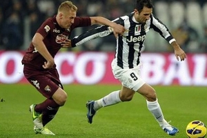 Chơi hơn người, Juve dễ dàng đè bẹp Torino