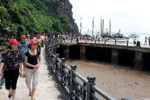 Trên 7 triệu lượt khách đến Quảng Ninh năm 2012