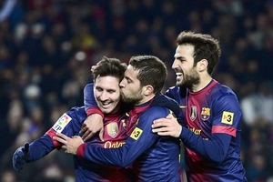 Bóng đá giờ chỉ là trò “đếm xác” của Messi và Barca