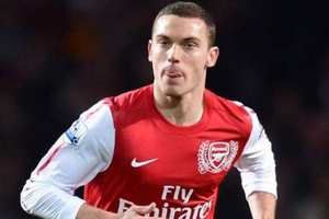 Wenger nổi giận, 3 cầu thủ Arsenal "lãnh đòn"