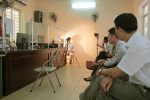 Con tử tù làm CMND mới không cần ghi tên cha mẹ