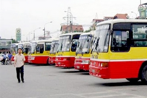 Không đóng cửa bến xe Lương Yên