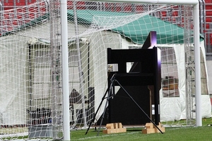 Chính thức áp dụng công nghệ Goal-line