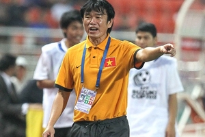 HLV Phan Thanh Hùng từ chức, không ai ở VFF bị mất ghế