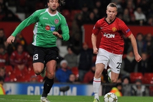 Man Utd mất Cleverley ở đại chiến Manchester?