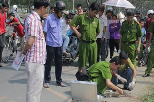 Giết người, vứt thi thể trên đường Nguyễn Văn Linh