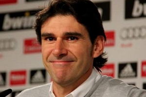 Thay Mourinho, Karanka đưa học trò lên "mây xanh"