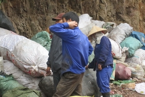 “Đại ca” giang hồ hoàn lương thành “Vua bãi rác”