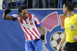 Falcao ghi 5 bàn, Atletico thắng hủy diệt Deportivo