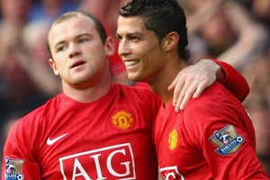 Giggs sánh Rooney với Cris Ronaldo