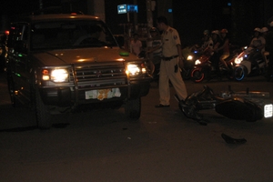 Đến nhà công an, gặp đối tượng... rượt đánh phóng viên