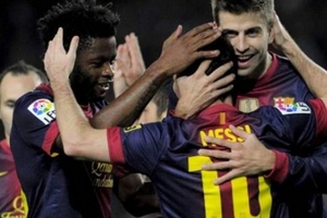 Pique mắng Mourinho vì dám mỉa mai Messi