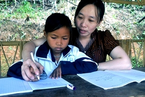 Quá yêu mến, lấy tên thầy cô đặt cho con