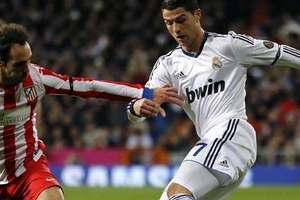 Ronaldo mất tự tin trong cuộc tranh chấp QBV 2012