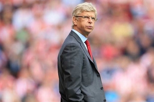 Wenger sợ bị Arsenal sa thải