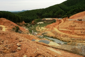 Công trình chưa hoàn thành đã nghiệm thu !