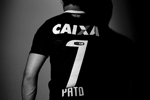 Chính thức: Pato cập bến Corinthians