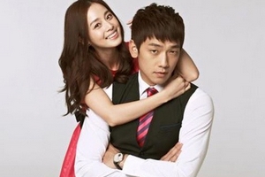 Bi Rain bị kỷ luật, Kim Tae Hee vẫn đi du lịch