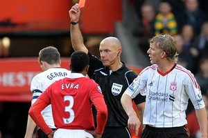Howard Webb bắt chính trận M.U - Liverpool