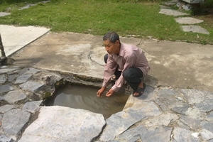 Sự thật nước thánh chữa bách bệnh từ hài cốt 200 năm vẫn rỉ máu